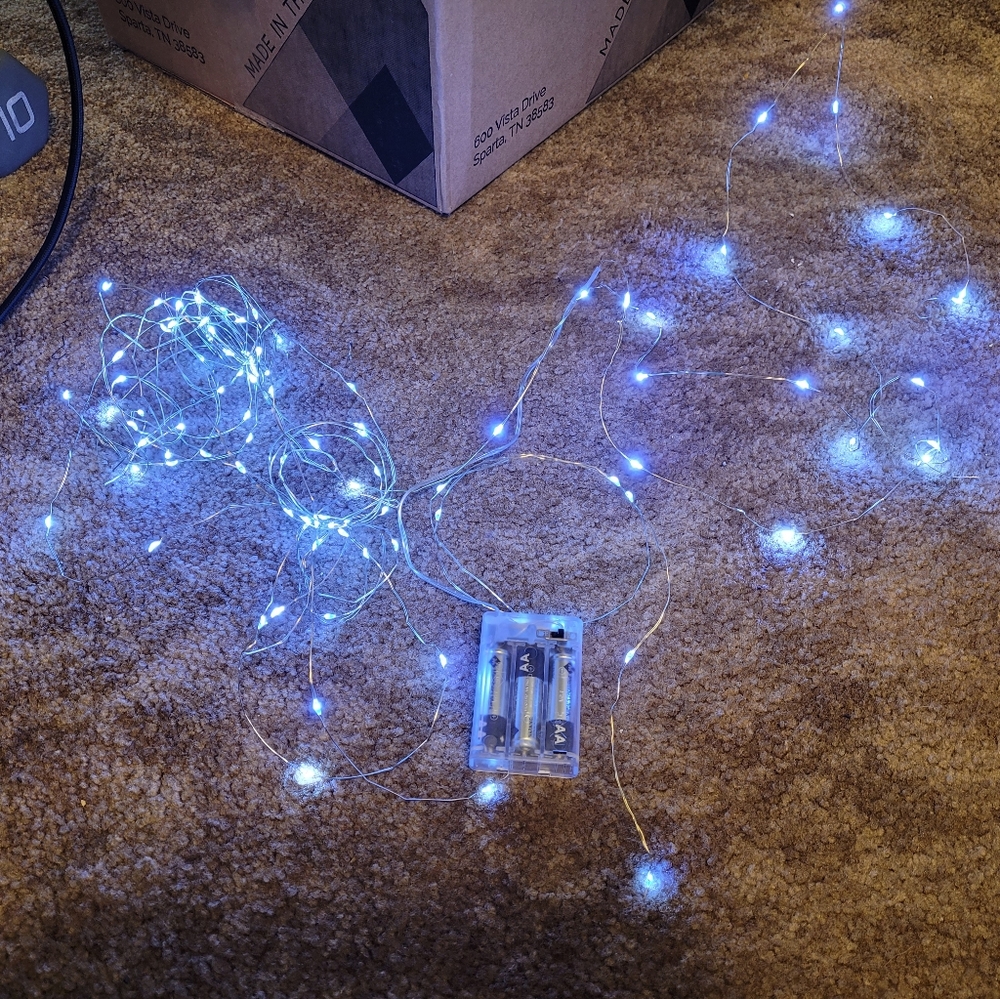 20 foot long LED battery powered string light